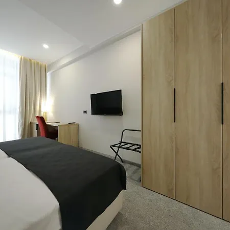 Hotel Teatro Verdi Boutique 4*