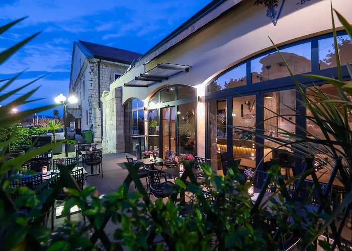 Teatro Verdi Boutique מלון