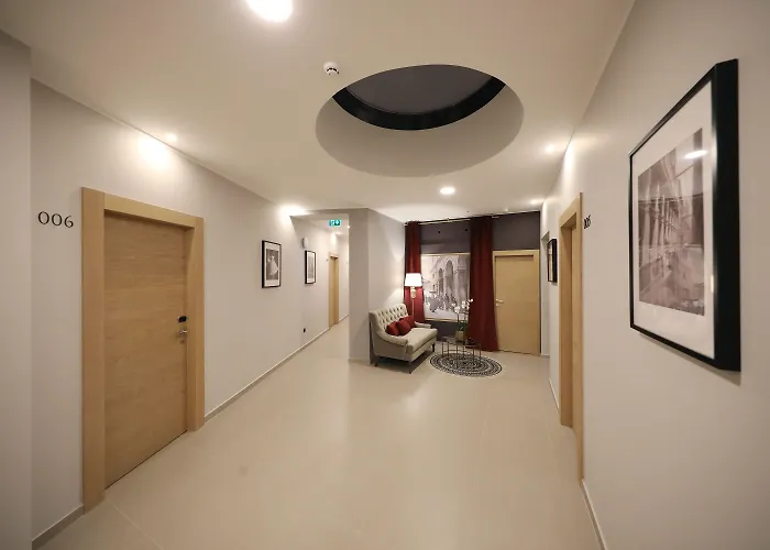 호텔 Teatro Verdi Boutique 4*