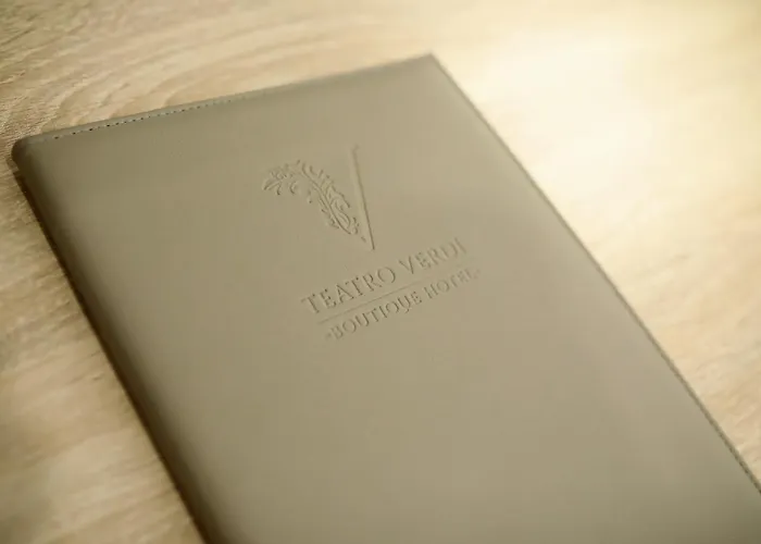 Teatro Verdi Boutique Отель Задар